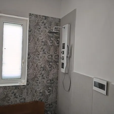 Dimo Dimira-puglia E Salento Apartment