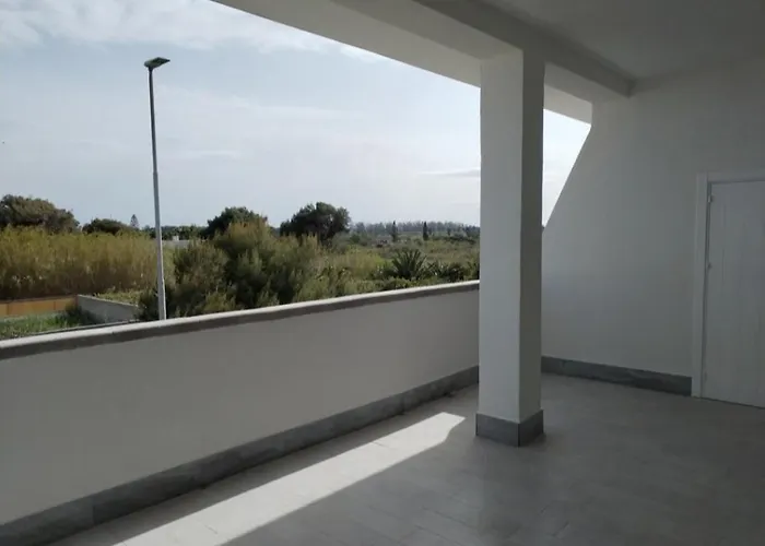 Dimo Dimira-puglia E Salento Daire *